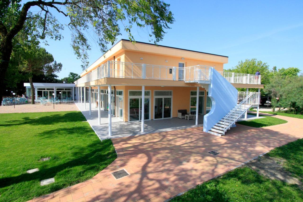 Club Village & Hotel Spiaggia Romea Lido di Volano Habitación foto